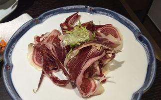 蜜瓜利比里亚火腿怎么吃,蜜瓜利比里亚火腿的独特搭配与美味食用指南