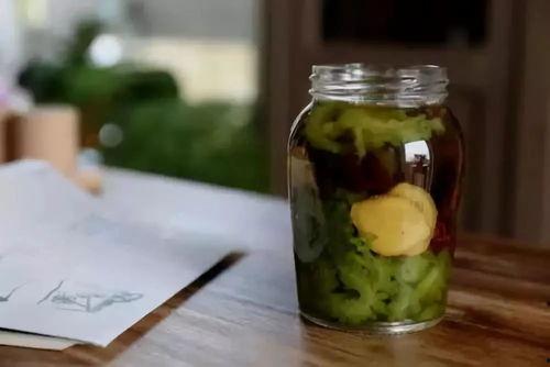 解说居居吃瓜,揭秘娱乐圈幕后故事