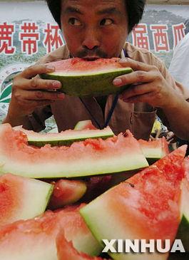 吃瓜5分,吃瓜5分，揭秘明星幕后故事