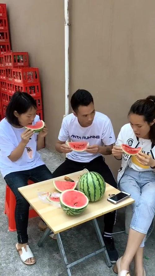 幽默短剧吃瓜比赛