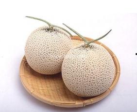 例假吃哈密瓜,健康益处与注意事项揭秘”