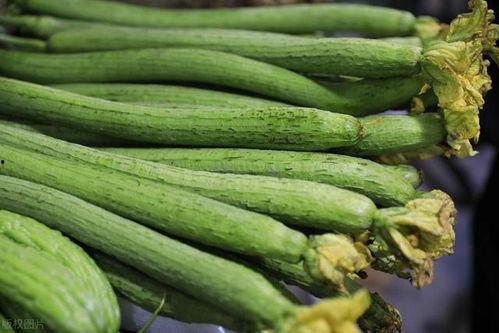 吃瓜不吃嫩瓜儿,品味成熟之美——吃瓜不吃嫩瓜儿